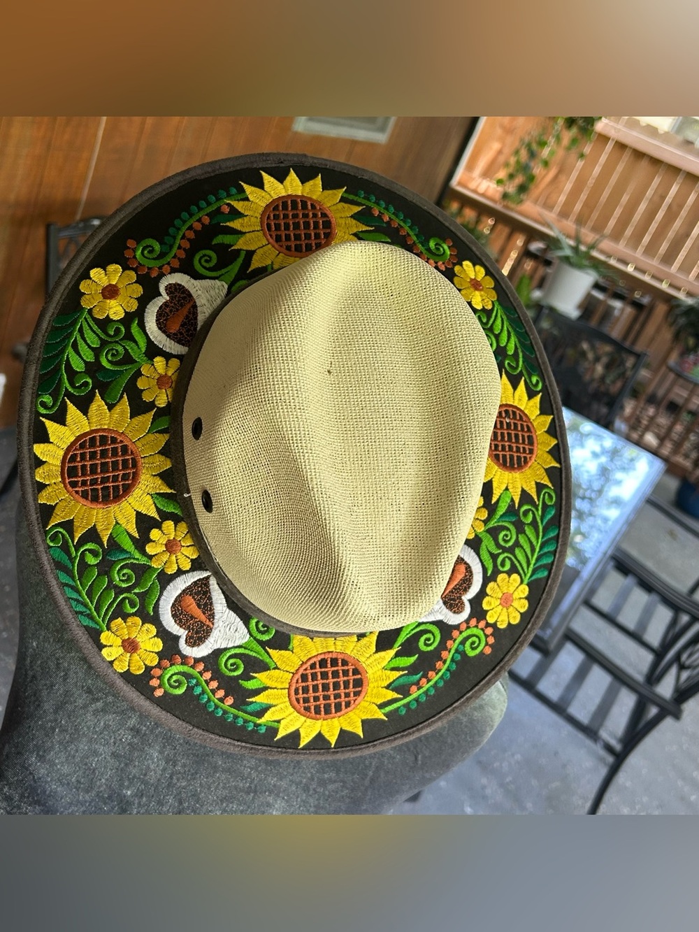 Embroidered Sunflower Wide-Brim Straw Hat - Picture 4 of 9